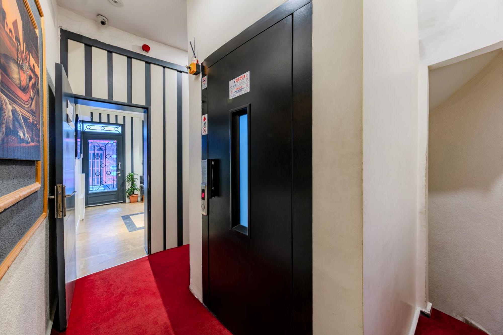 La Pazza Suites Стамбул Экстерьер фото