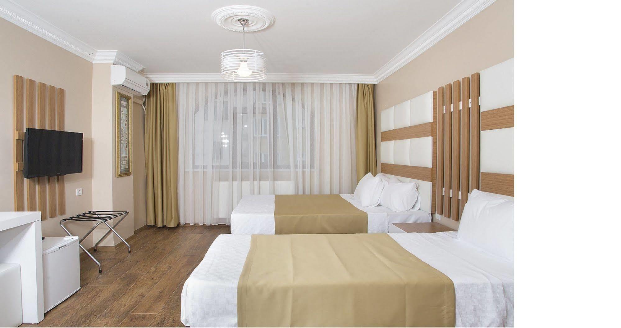 La Pazza Suites Стамбул Экстерьер фото
